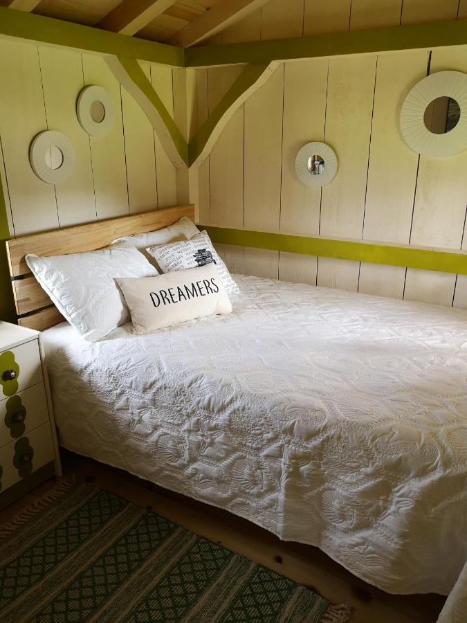Dreamers Writing Farm, 3 Wooded Acres, Hepworth Sauble Beach Exteriör bild